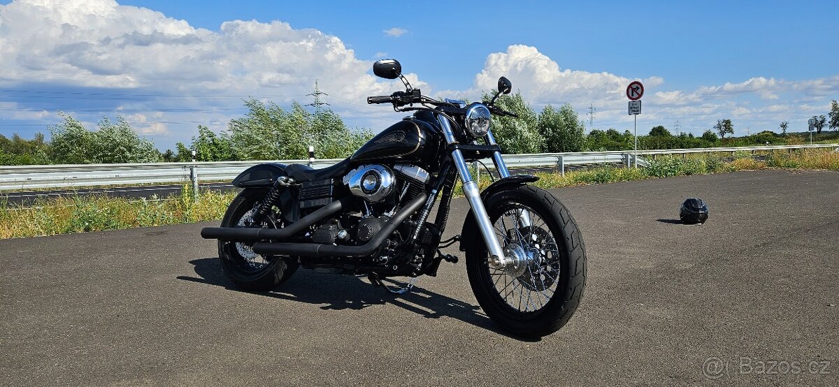 Prodám Harley Davidson-Dyna Street Bob