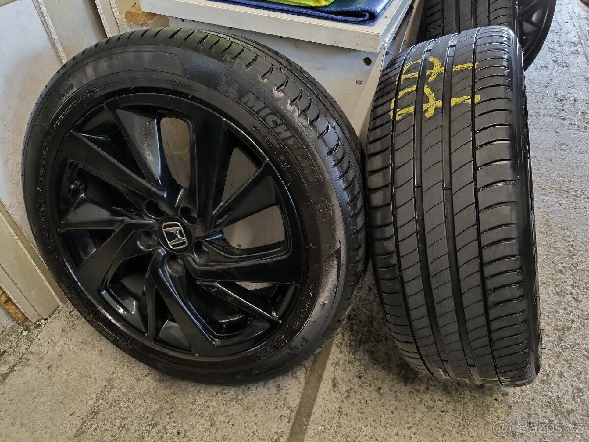 ALU kola Honda HR-V 5x114,3 r18 Originál,225/50/18+TPMS