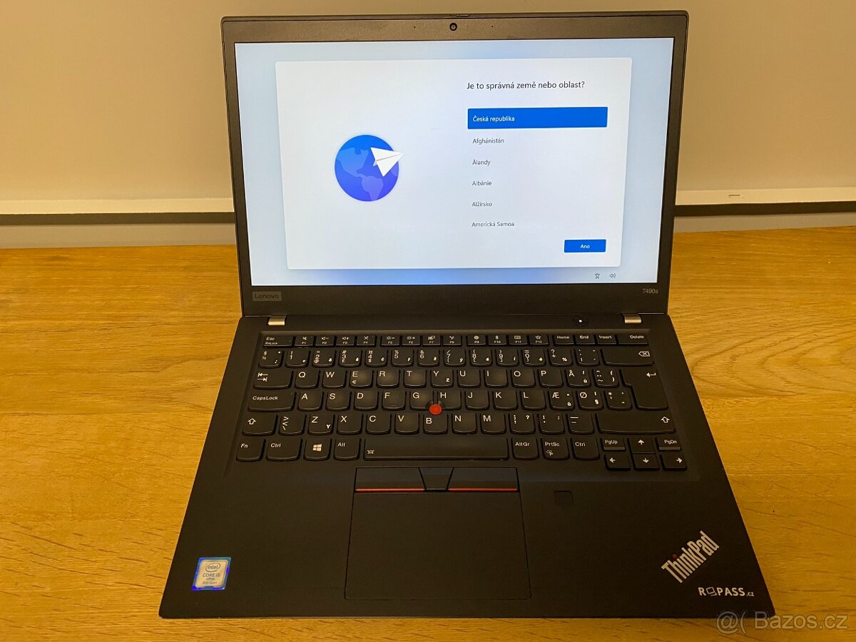 Lenovo ThinkPad T490s