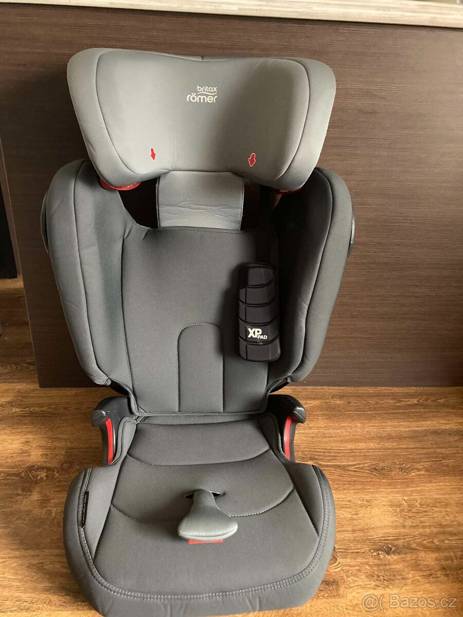 Autosedačka Britax Römer Kidfix III S