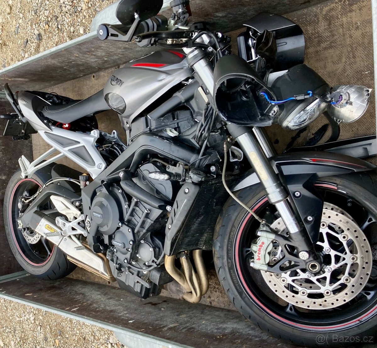 Triumph Street Triple RS 765