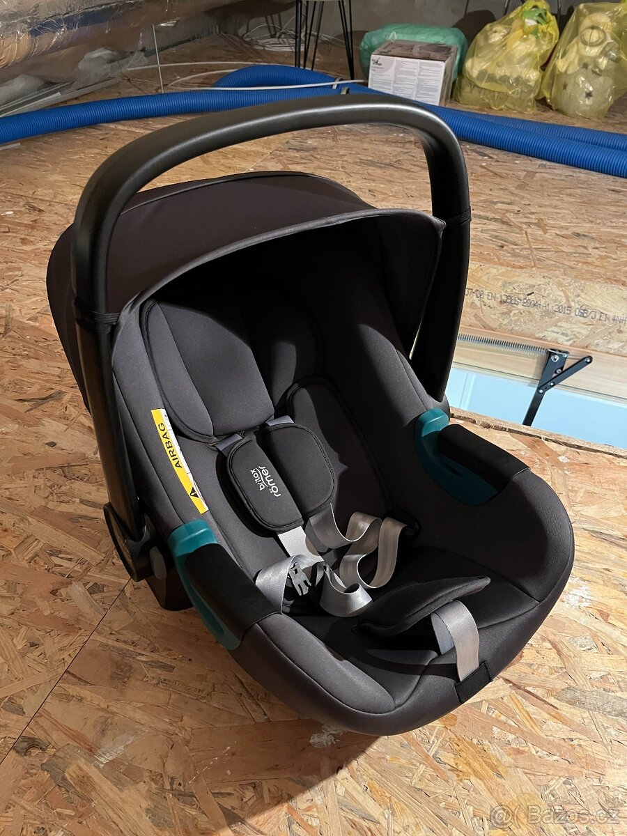 Britax Römer Baby-Safe 3 i-Size Midnight Grey