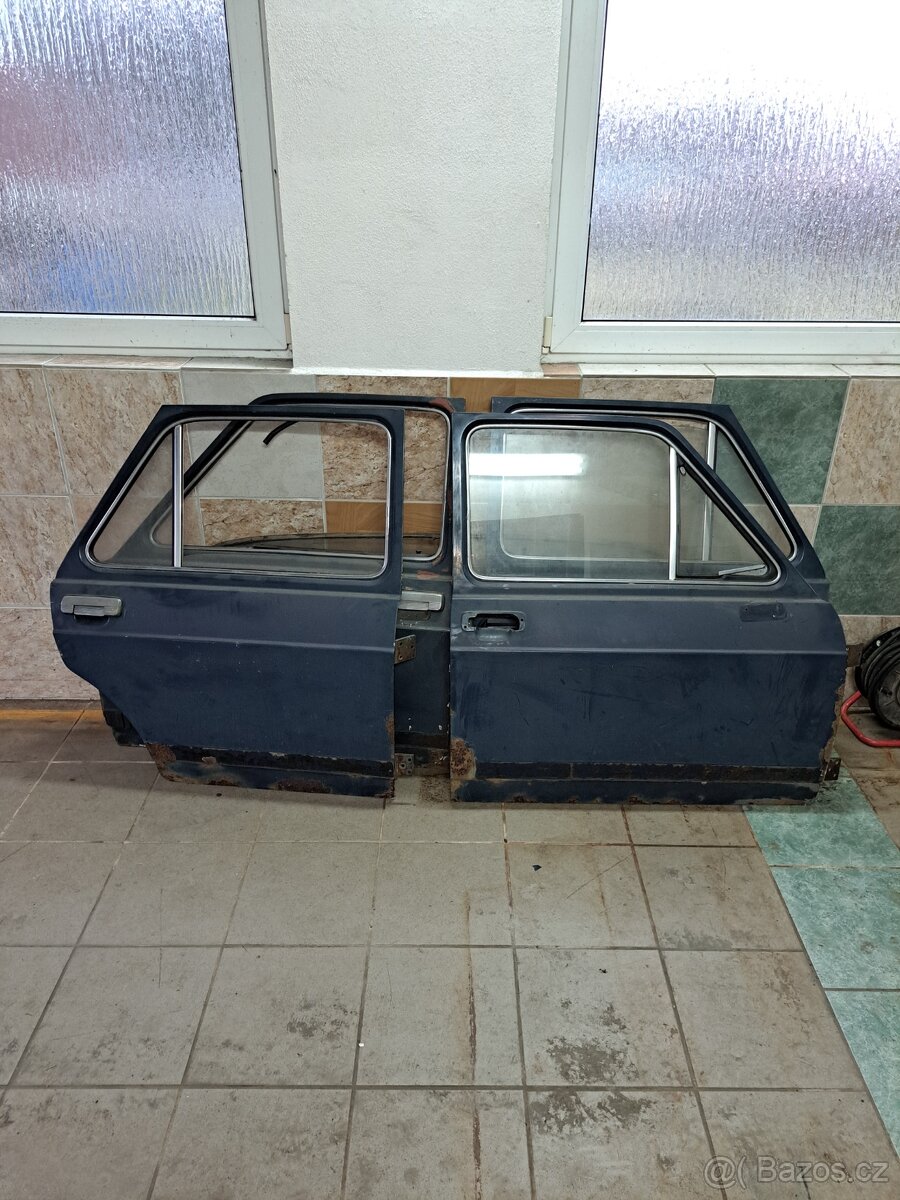 Fiat 128A dveře