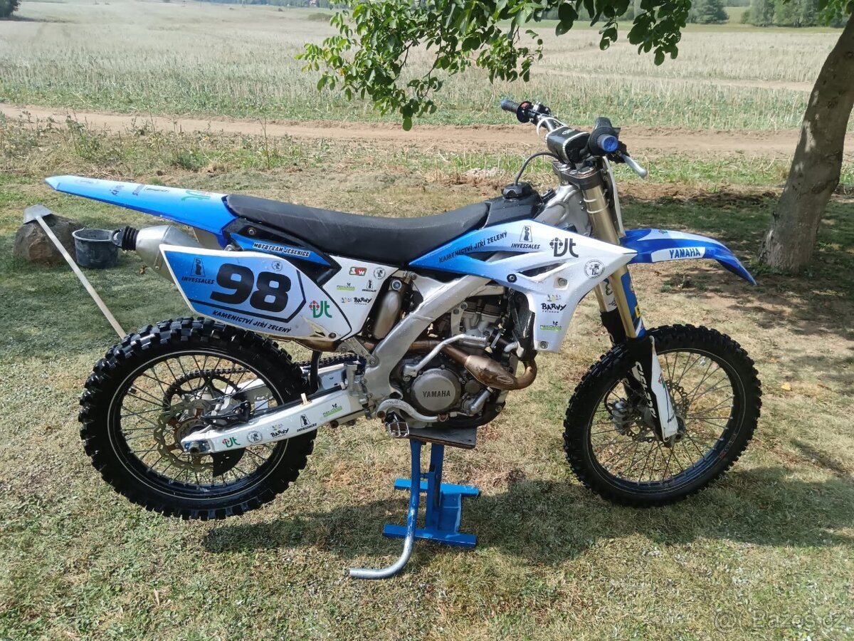 Yamaha yzf 250  rv.2013