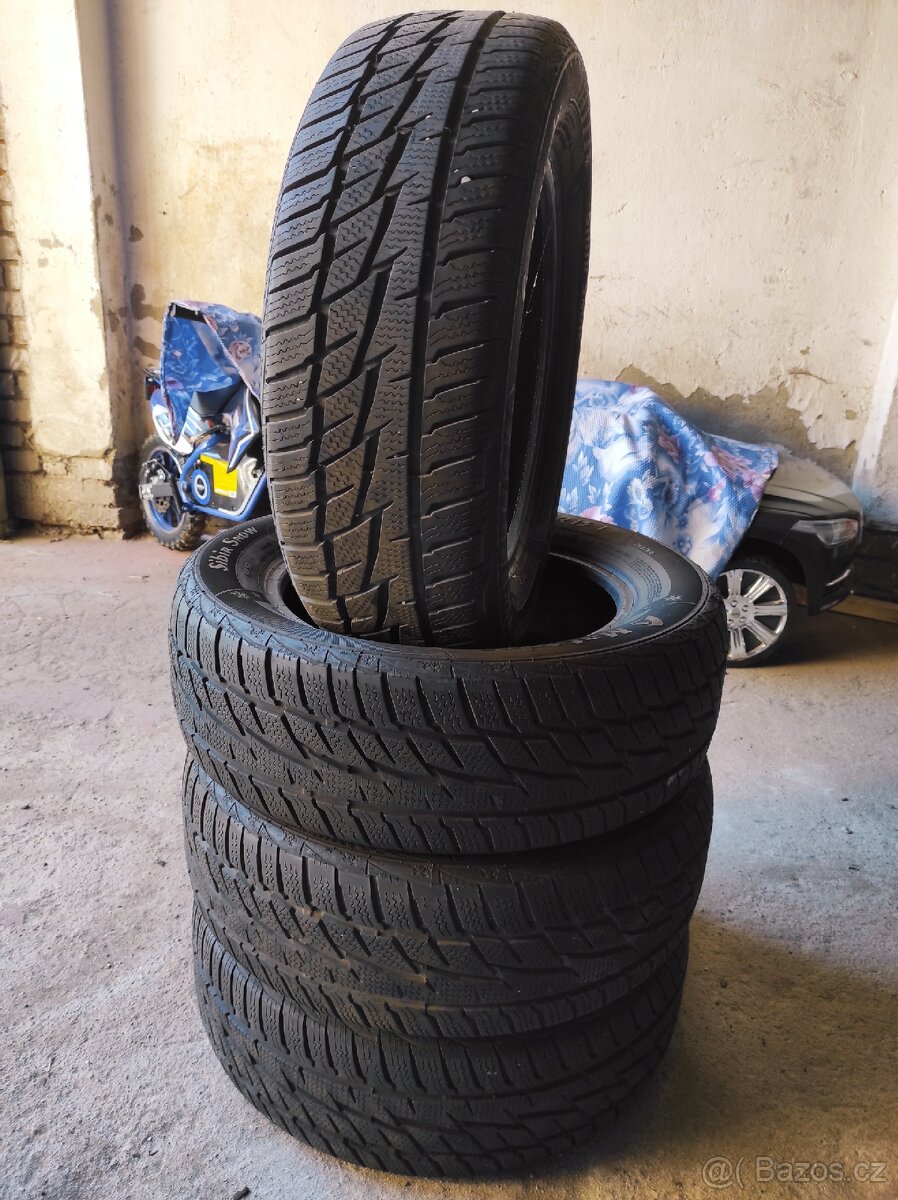 Zimní pneumatiky 195/60 r15 88T