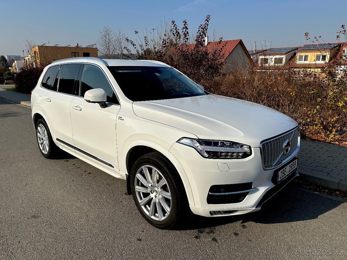 Volvo XC90 2.0D5 4x4 ČR odpočet DPH 7míst