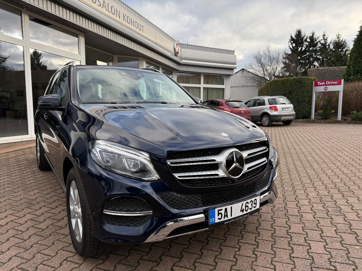 GLE 250d 4-MATIC 150kw,2016,88.000km,VZDUCH,ČR 1.maj.UNIKAT