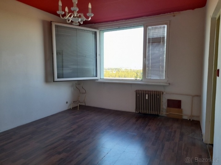 Pronájem bytu Jirkovská 1+1, 36m²  Chomutov