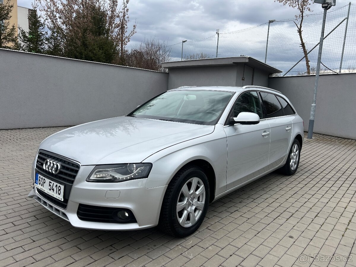 Audi A4B8 QUATTRO 2.0, 151xxx km, serviska, bez investic