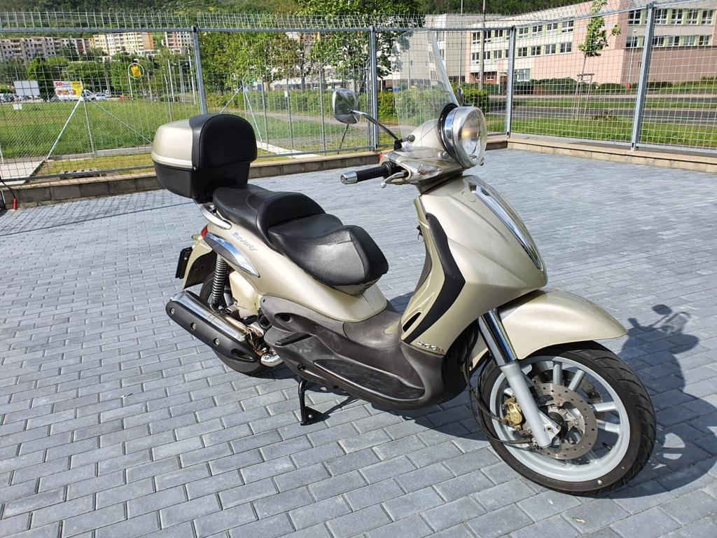 Piaggio Beverly 500