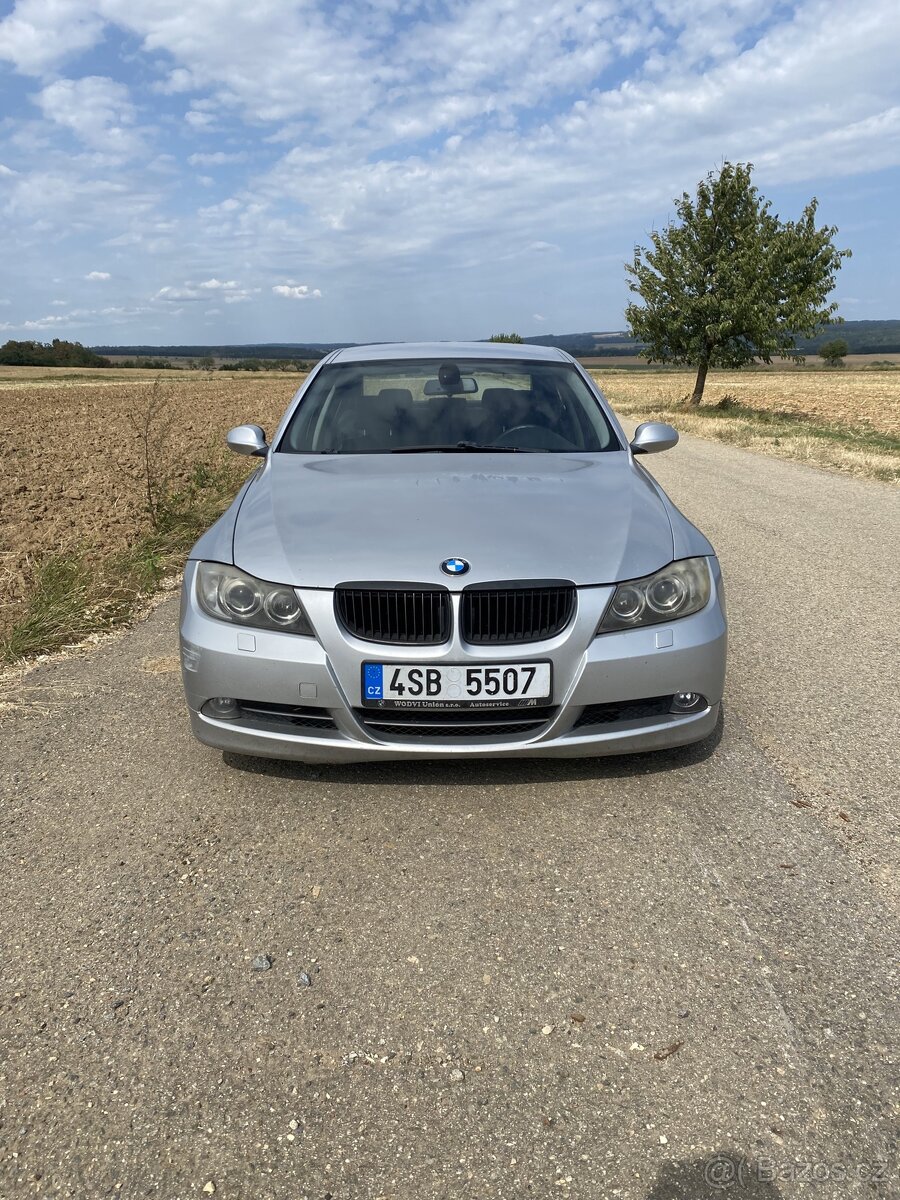 Bmw e90 330i 2005 190Kw