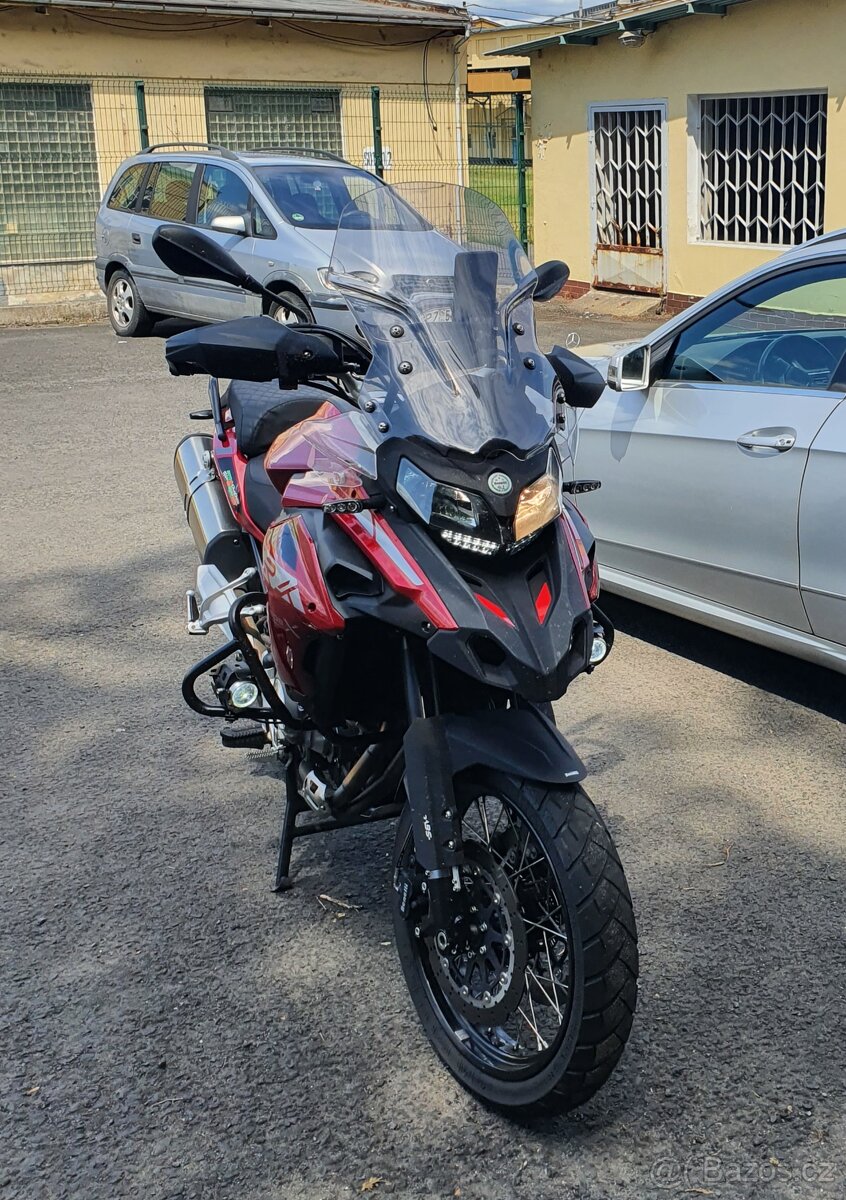 Benelli Trk 502x