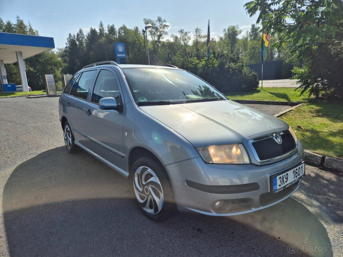 ŠKODA FABIA COMBI 1.4 74 KW (2005)