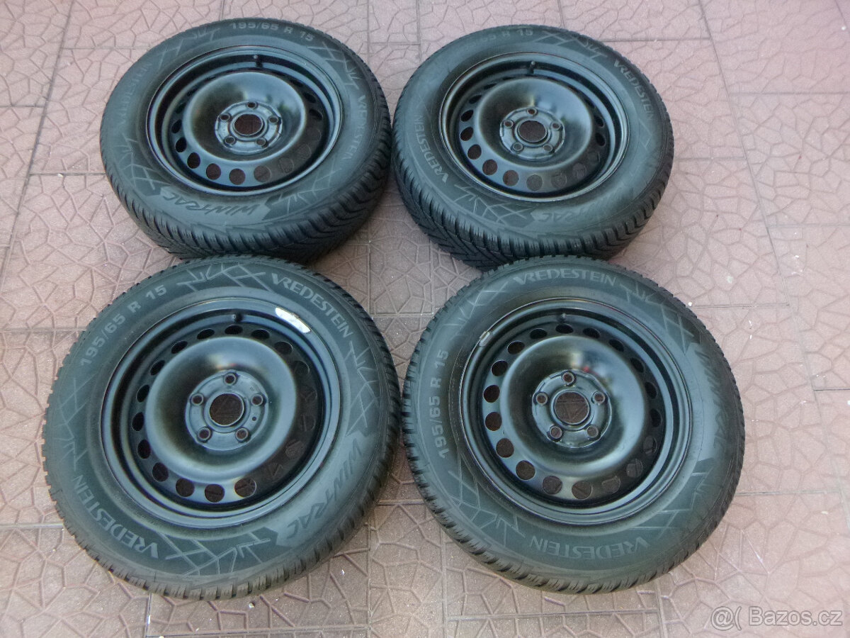 Zimní sada VW Škoda 5x112 6Jx15 ET47 / DOT 3422