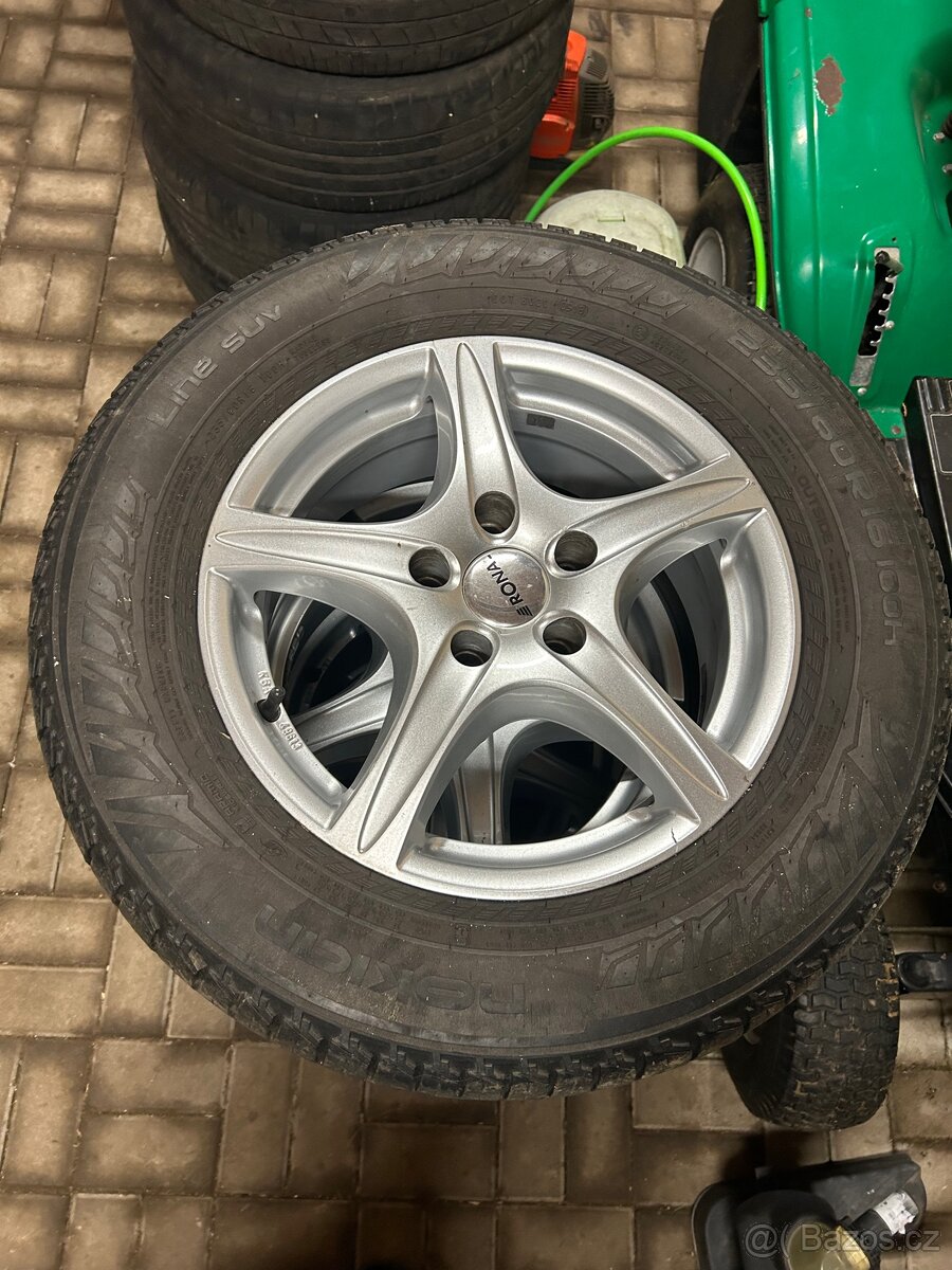 ALU pneu 235/60 R16