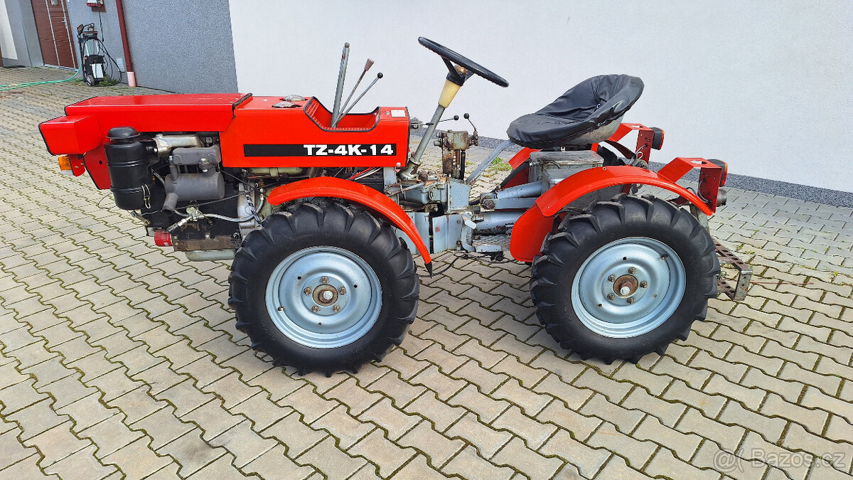 TK - 14 s motorem dvouválec MT8-132.2 Agrostroj Prostějov