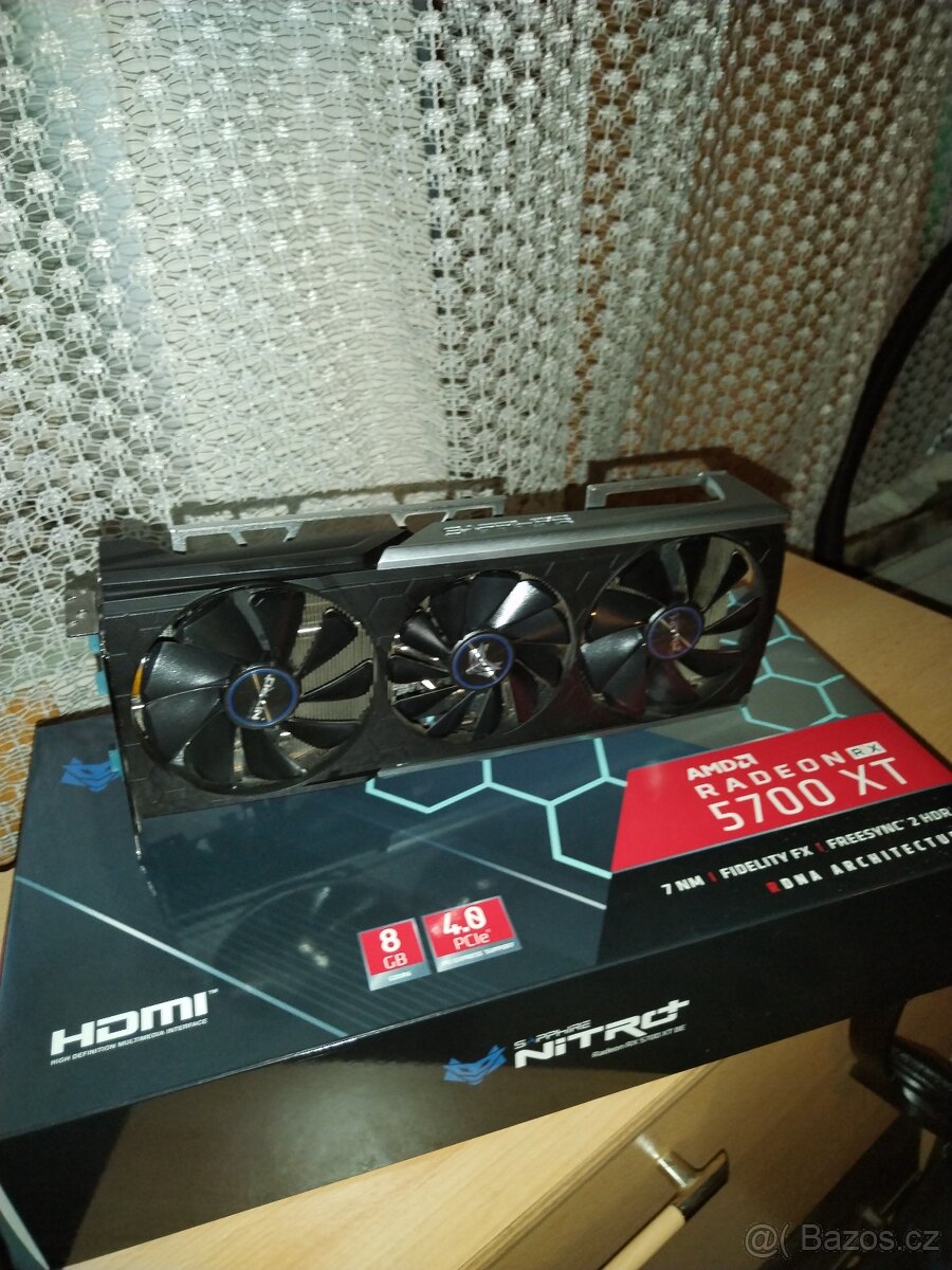 AMD.RX 5700XT. .