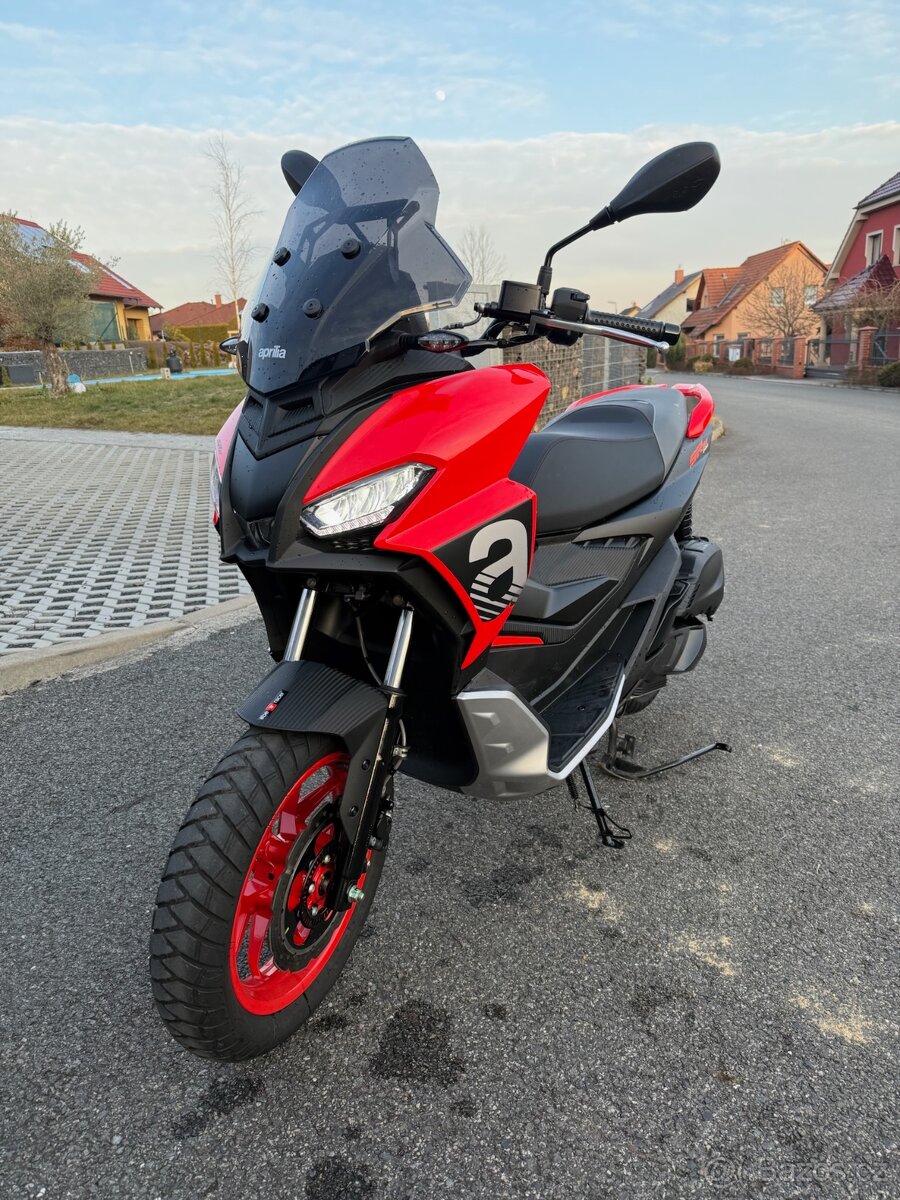 APRILIA SR GT 200 SPORT nové v ČR, 2024 ujeto 1600 km