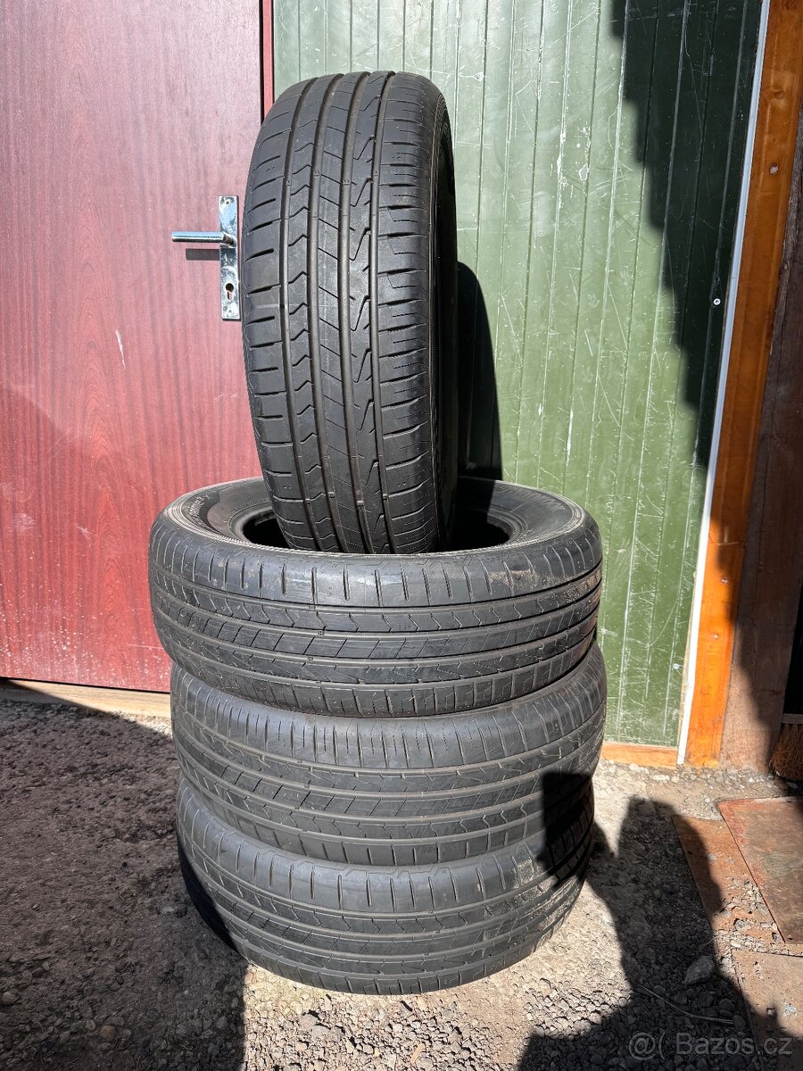 Letní pneu 215/65 R17 Hankook