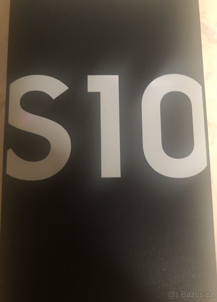 Prodám-Samsung Galaxy S10 plus Dual SIM 8GB/512GB