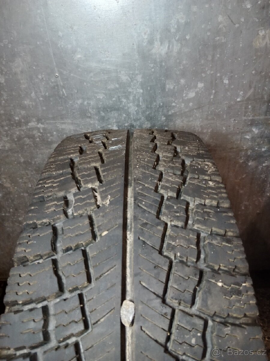 235/65 r16C,Vranik Cargo HC2,Zimní pneu,10mm