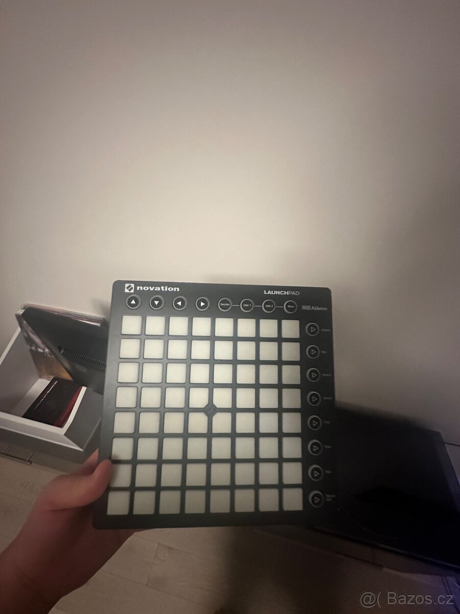 Novation Launchpad MK1