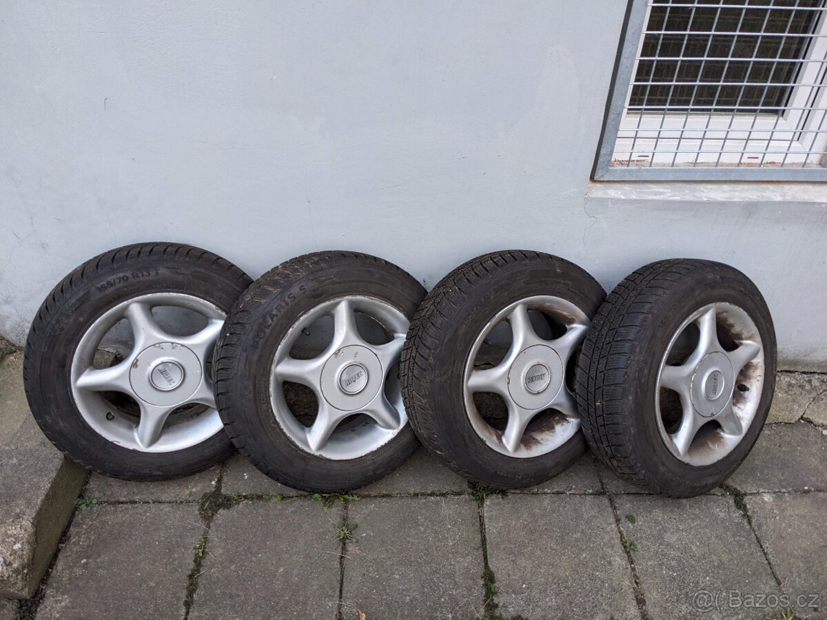 Litá kola Artec 4x100 + zimní pneu 155/70 R13