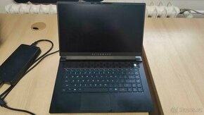 Herní notebook Alienware M15 R5