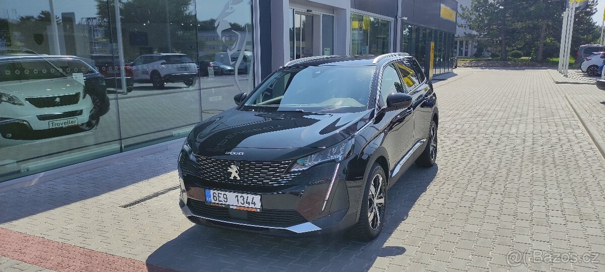 Peugeot 5008, Garance KM, tažné, záruka, Top výbava