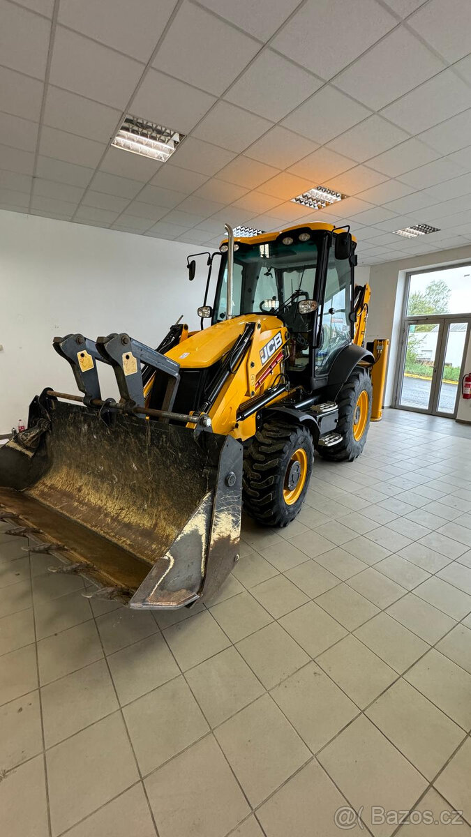 JCB 3CX, rok 2020, plná výbava, pouze 616mth, TOP stav