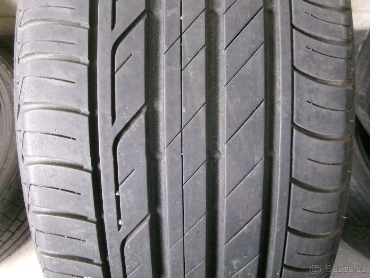 225/45 R17 BRIDGESTONE (5,5-6mm) č.15507