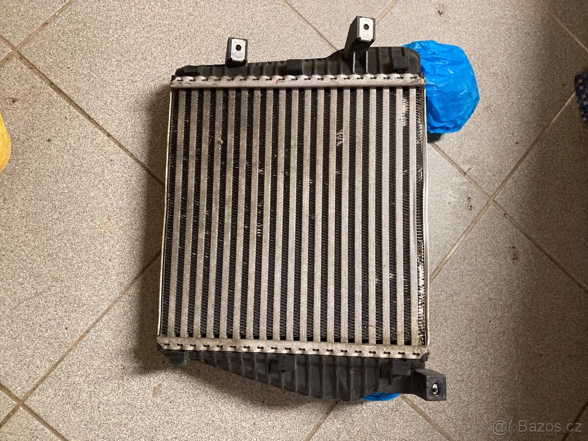 VW Touareg 2015+ P intercooler, P mlh a krytka