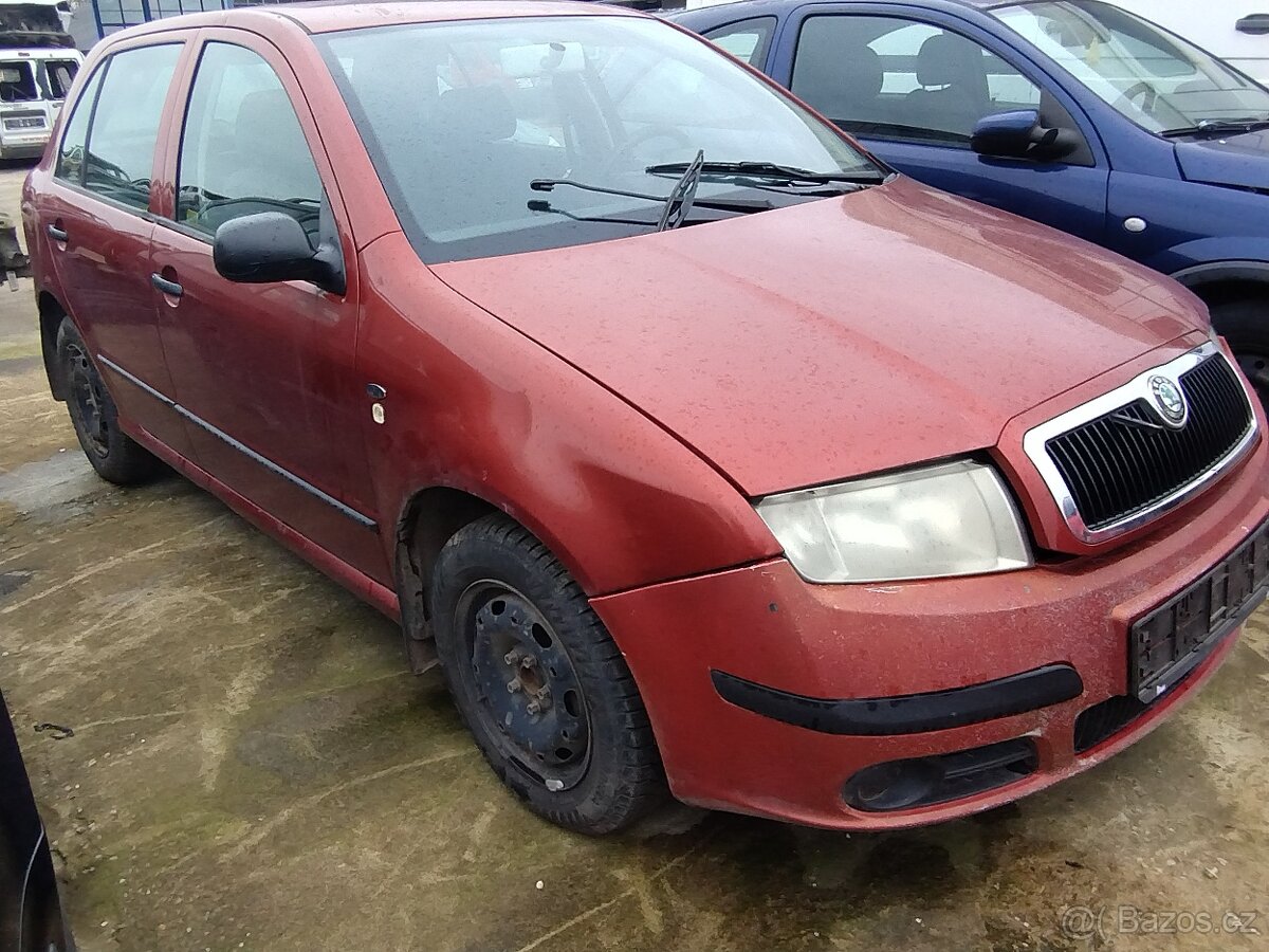 Škoda Fabia - Různé barvy a náhradní díly