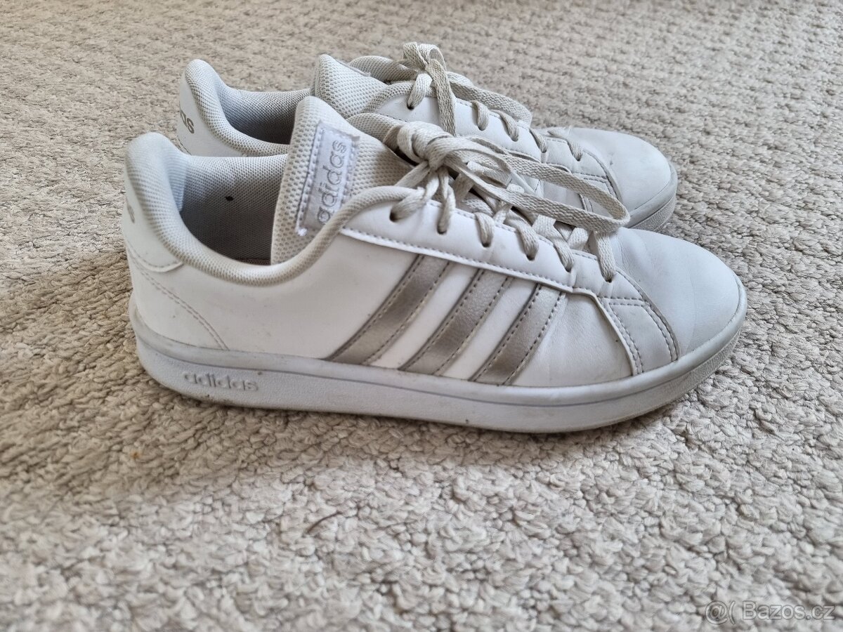 Boty Adidas 36 2/3 tenisky