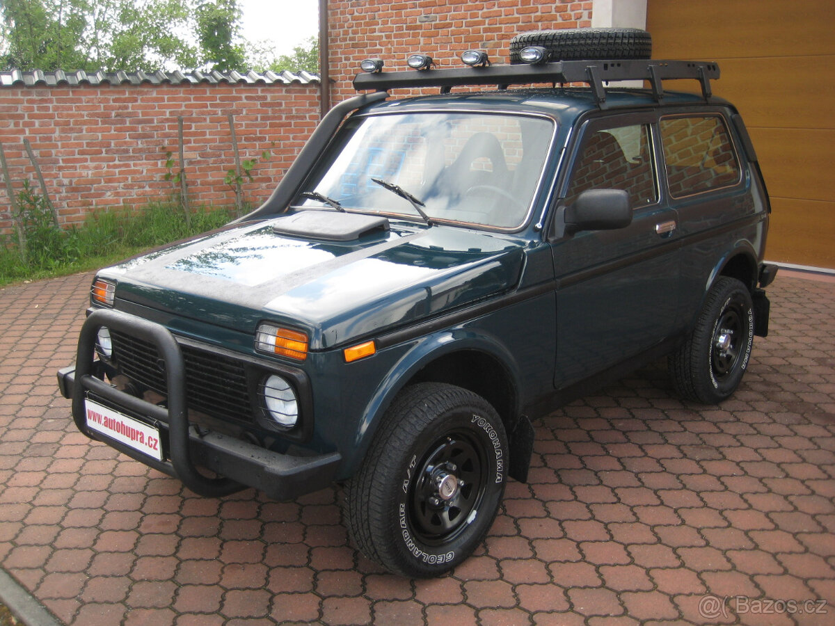 LADA NIVA 1.7i 2121 4X4 1.MAJITEL SERVISKA