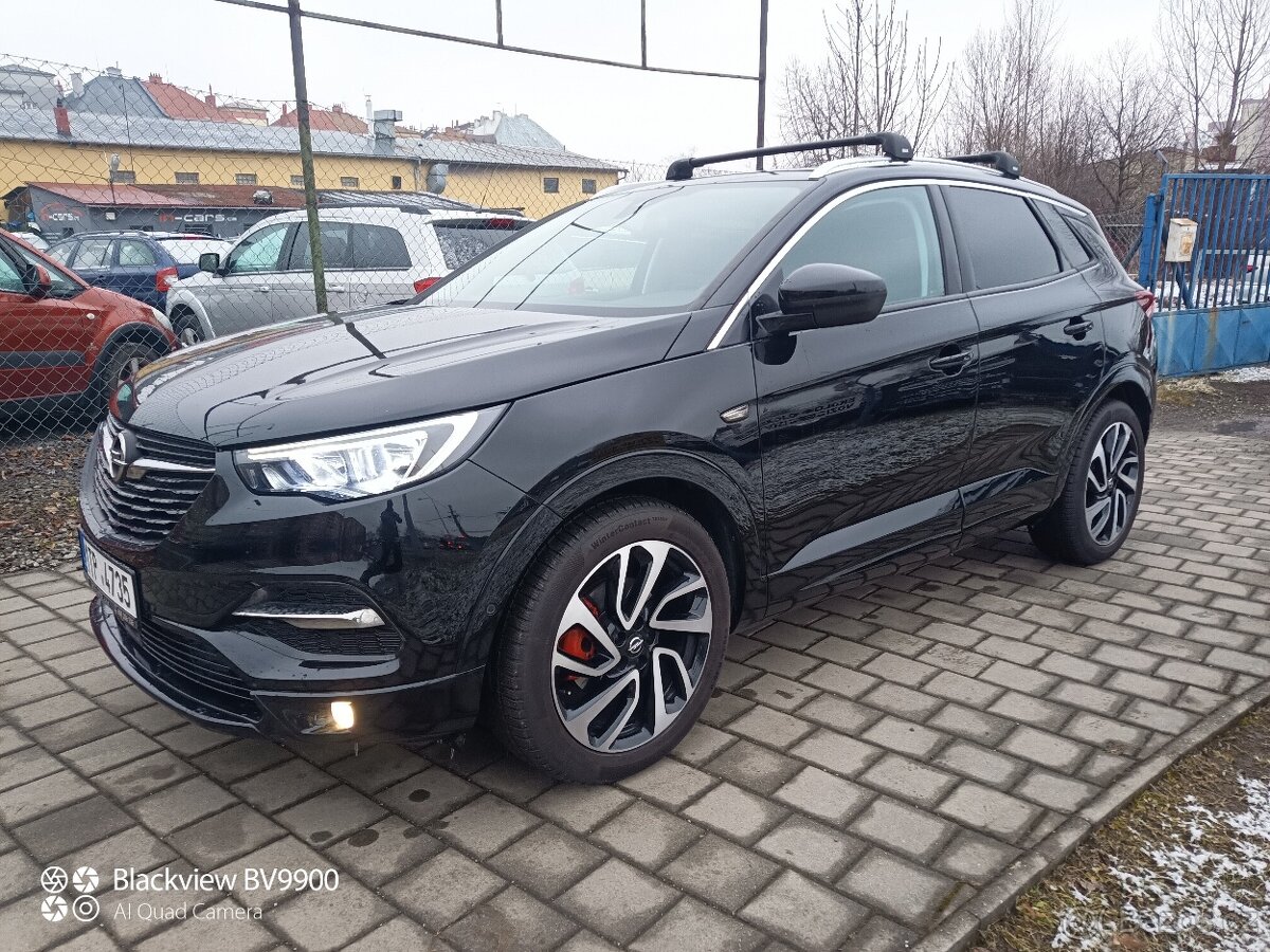 Opel Grandlanda X 1.6i Turbo 133 kW,1.MAJITEL,NAJ 69 000 KM.