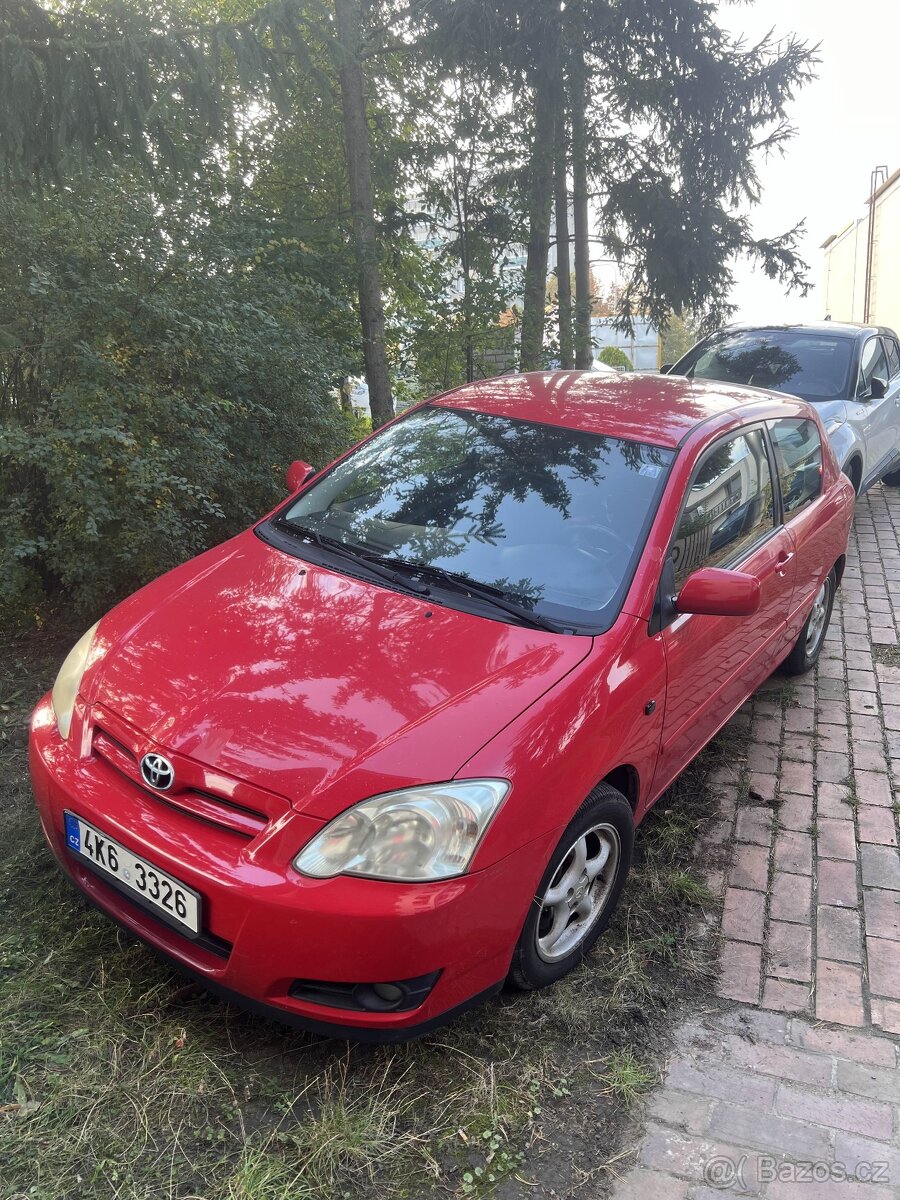 Toyota Corolla E12 rv2004