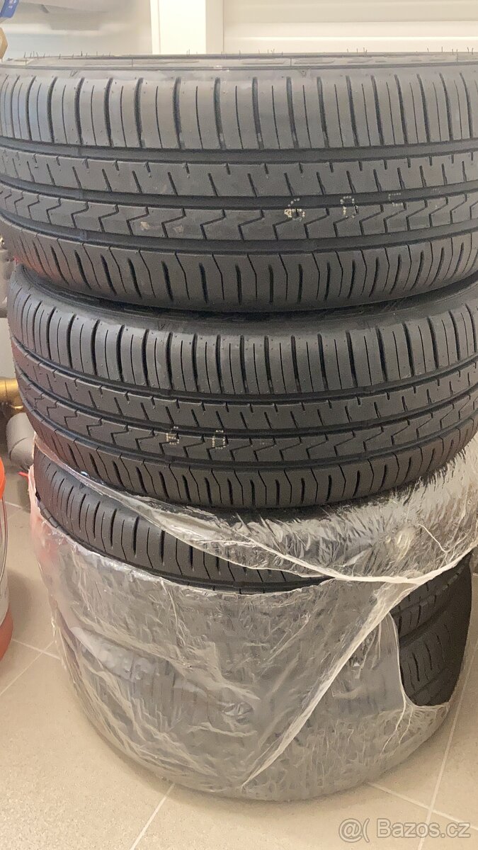 195/50R16 Falken Zeixen