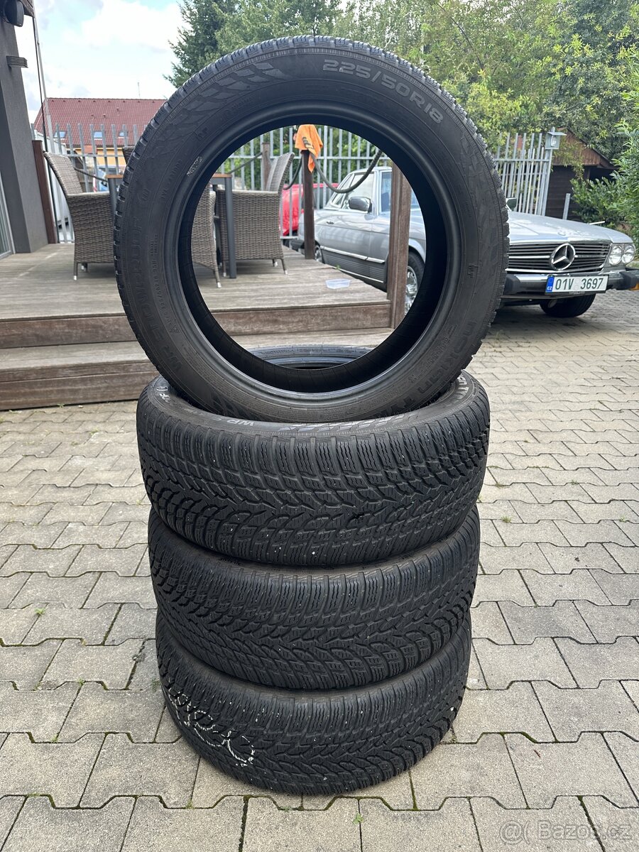 Nokian 225/50 R18 zimní