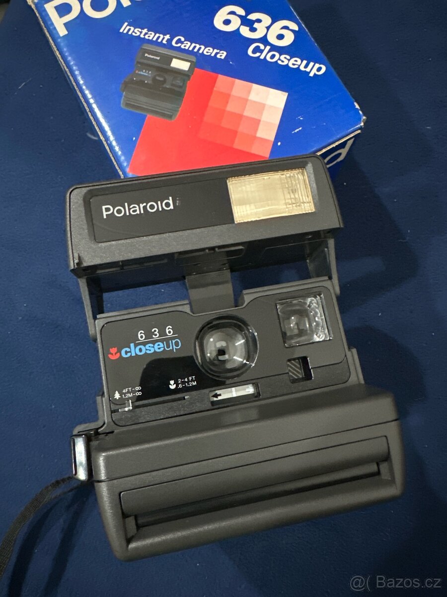 POLAROID 636 Closeup