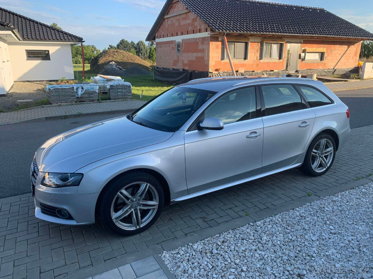 Audi A4 b8 3.0 Tdi 176 kw Quattro-Navi,pádla,bi-xenon,AluR18