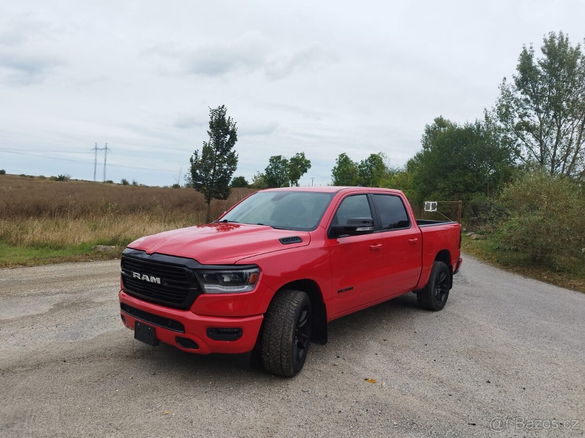 RAM 1500 BIG HORN