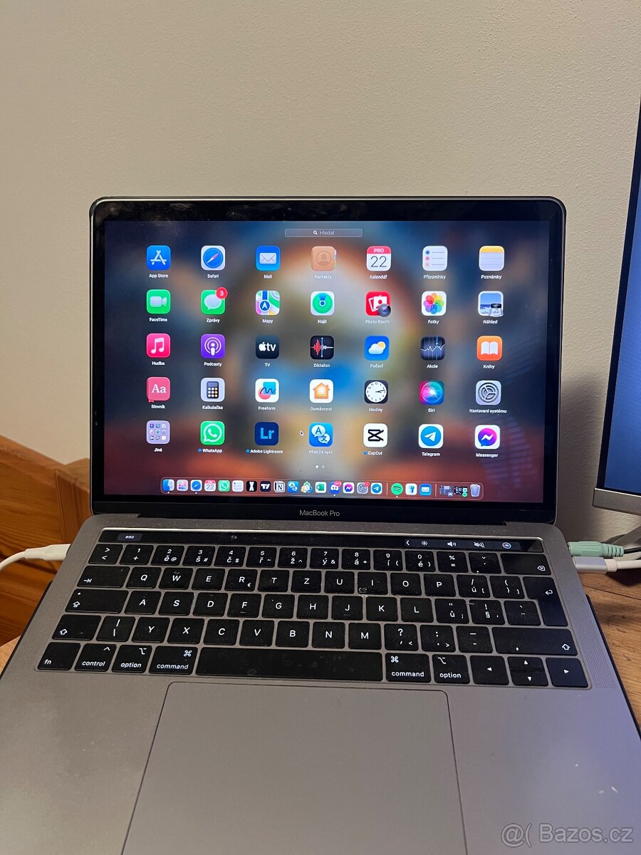 MacBook Pro 13 2019