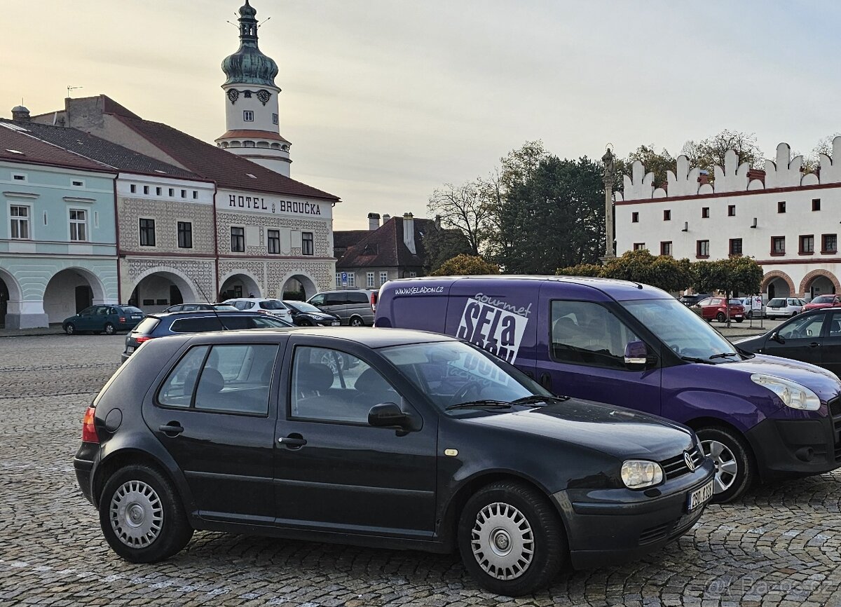 VW Golf 4 1,6 SR 74kw 118tkm šp těsnění pod hlavou na díly