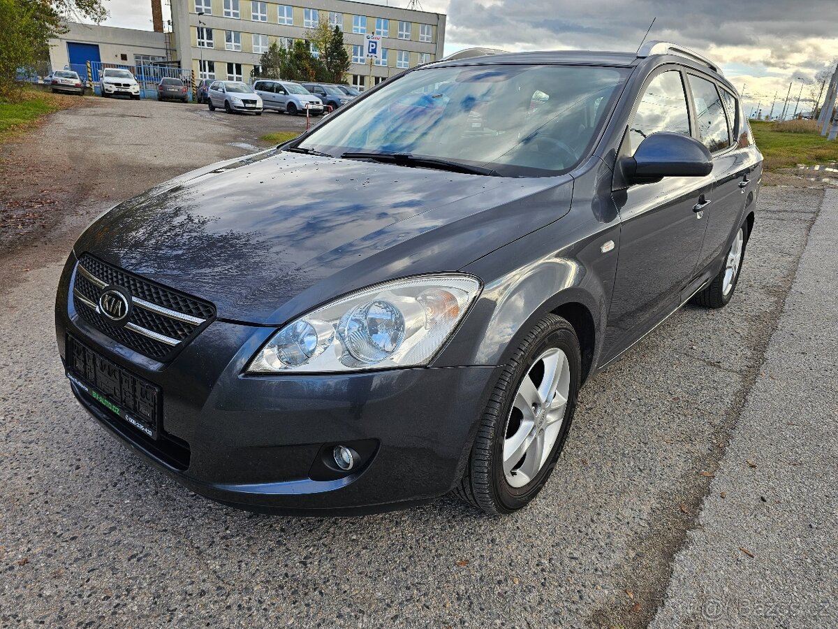 KIA CEED 1.6CRDI 2XALU KOLA