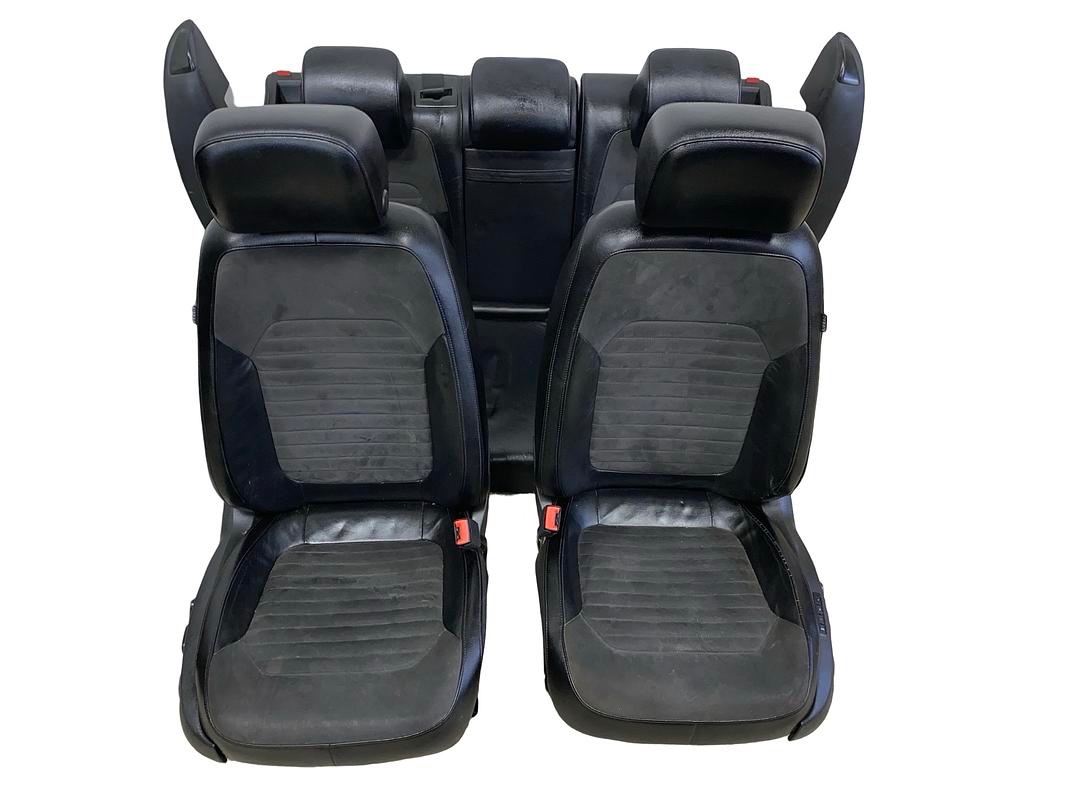 Sedačky černá kůže alcantara VW Passat B7 kombi r.v. 2012