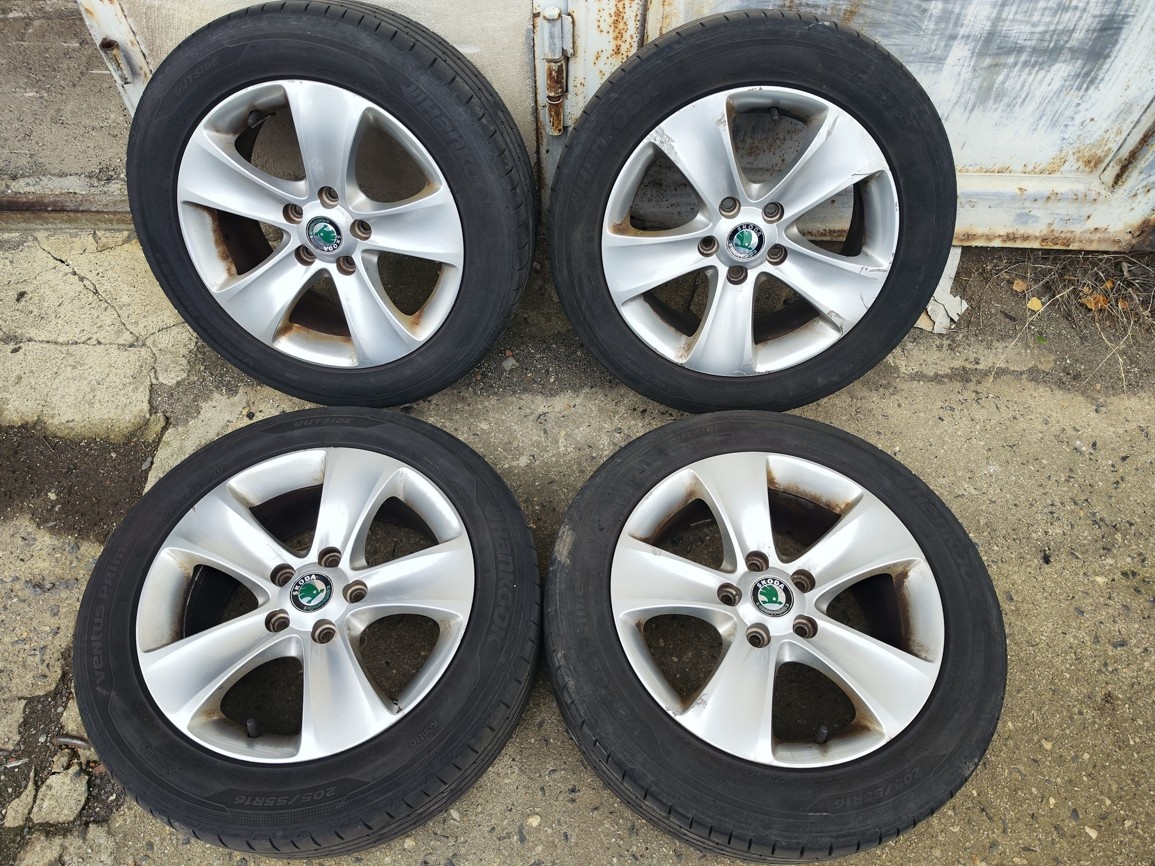 16"letní alu sada Moon 5x112 origo Škoda Superb 2 Octavia 2