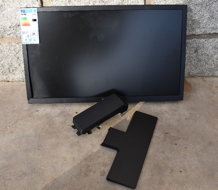 Monitor BENQ GL2480 s poškozeným panelem