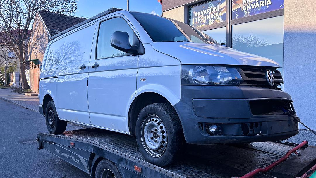 Vůz na náhradní díly VW Transporter T5 FL 2010 CAAA LRS LB9A