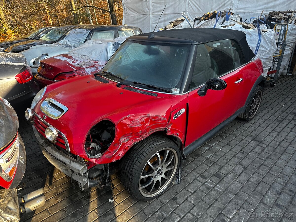 Mini Cooper S 1.6 kompresor 2005 125kW R52 Red Chilli